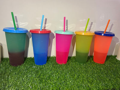 Colour change cups
